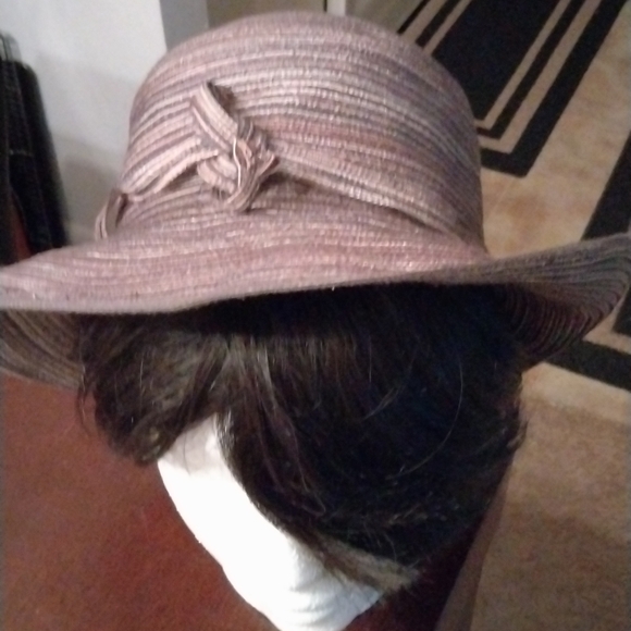 Floppy Foldable Wide Brim Chic Sun Hat - Picture 3 of 5